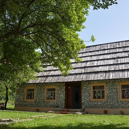 Peraj Guesthouse Vermosh Kültér fotó