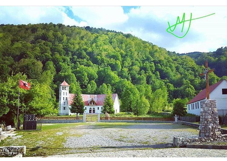 Peraj Guesthouse Vermosh Kültér fotó